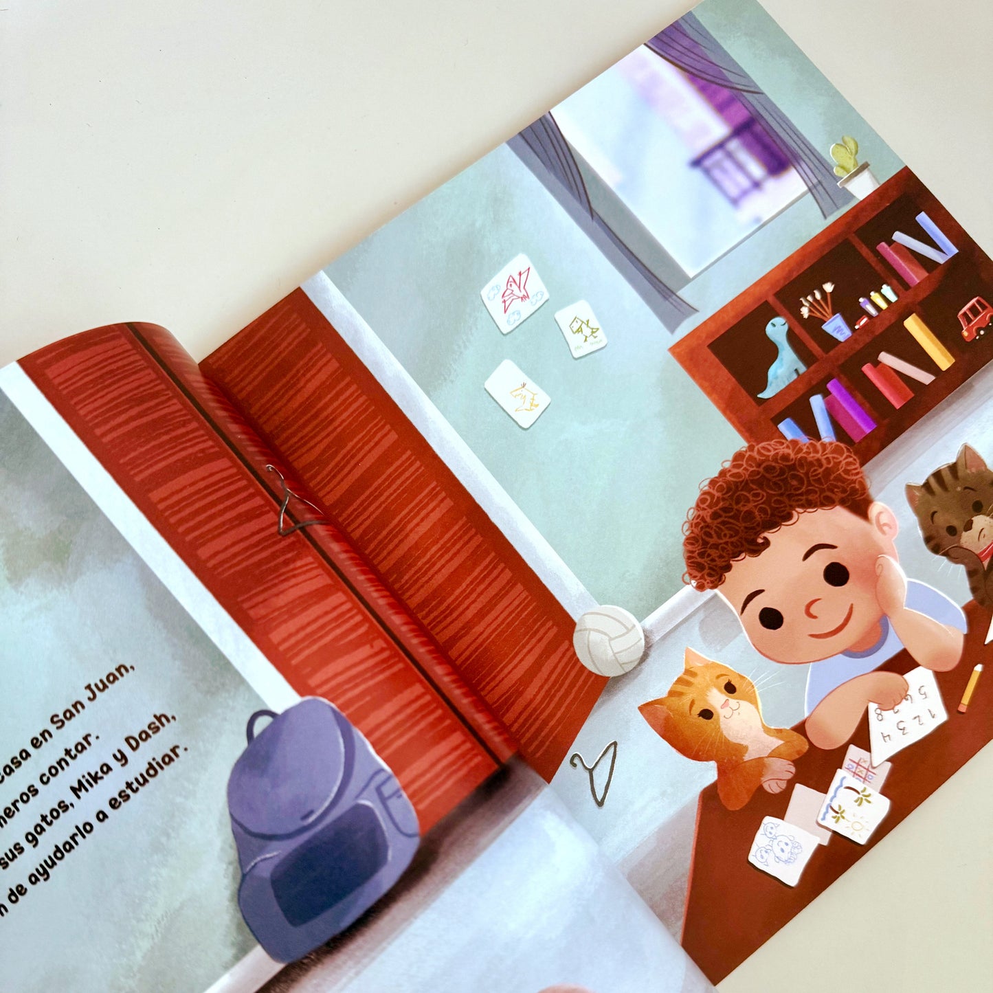 Mika y Dash: Un viaje multicultural para aprender los números del 1 al 5